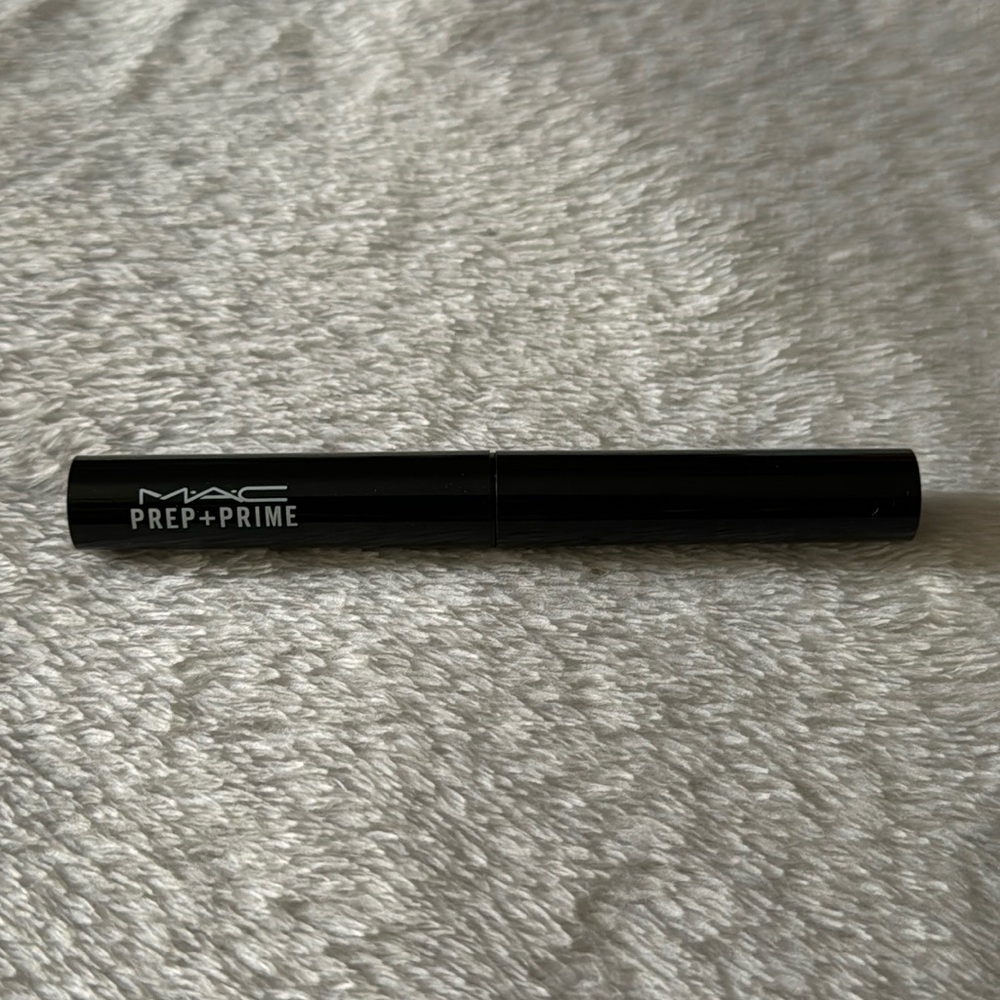 MAC Cosmetics lip primer
